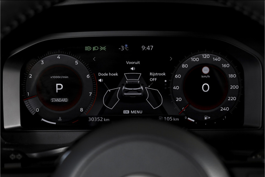 Nissan QASHQAI 1.3 MHEV Xtronic Tekna Plus - Automaat | Pano | Bose | Trekhaak | Dig. Cockpit | Adapt. Cruise | Winterpakket | Memory | 360 Camera | NAV + App. Connect | ECC | LM 20" |