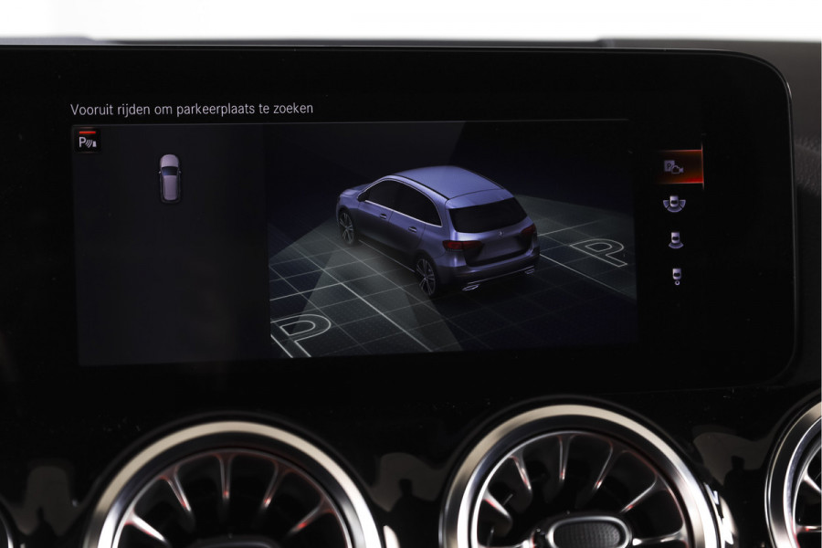 Mercedes-Benz B-Klasse 250 e AMG Line Hybride - Automaat | Dig. Cockpit | Cruise | Stoelverw. | PDC | Camera | NAV | ECC | Elek. Klep | Afn. Trekhaak | LM 18" |