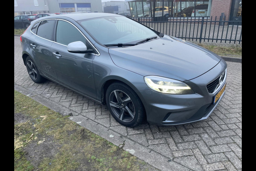 Volvo V40 2.0 D3 Business Sport R Design