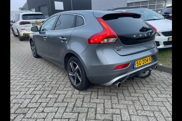 Volvo V40 2.0 D3 Business Sport R Design