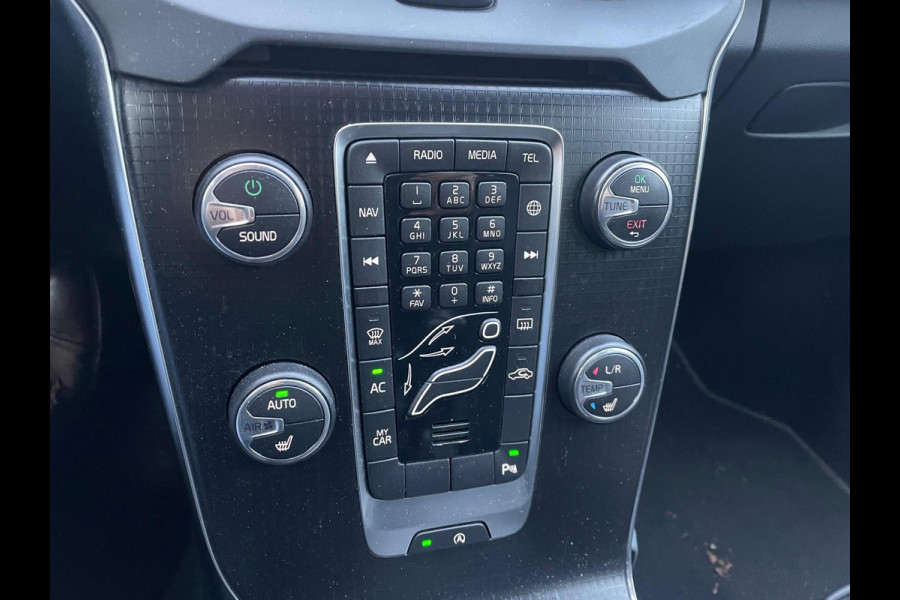 Volvo V40 2.0 D3 Business Sport R Design