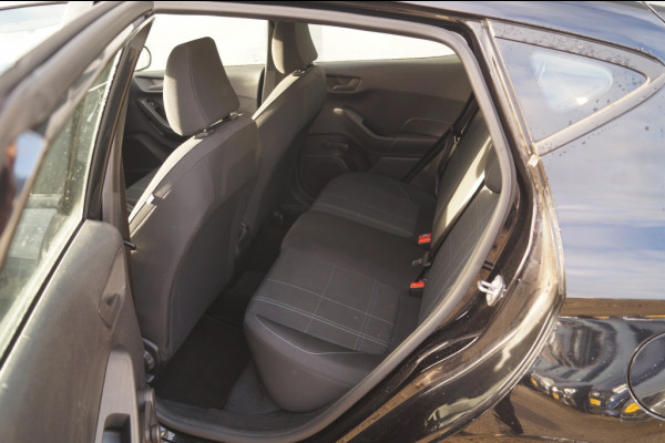 Ford Fiesta 1.0 EcoBoost Connected -NAVI-DAB-TREKHAAK-