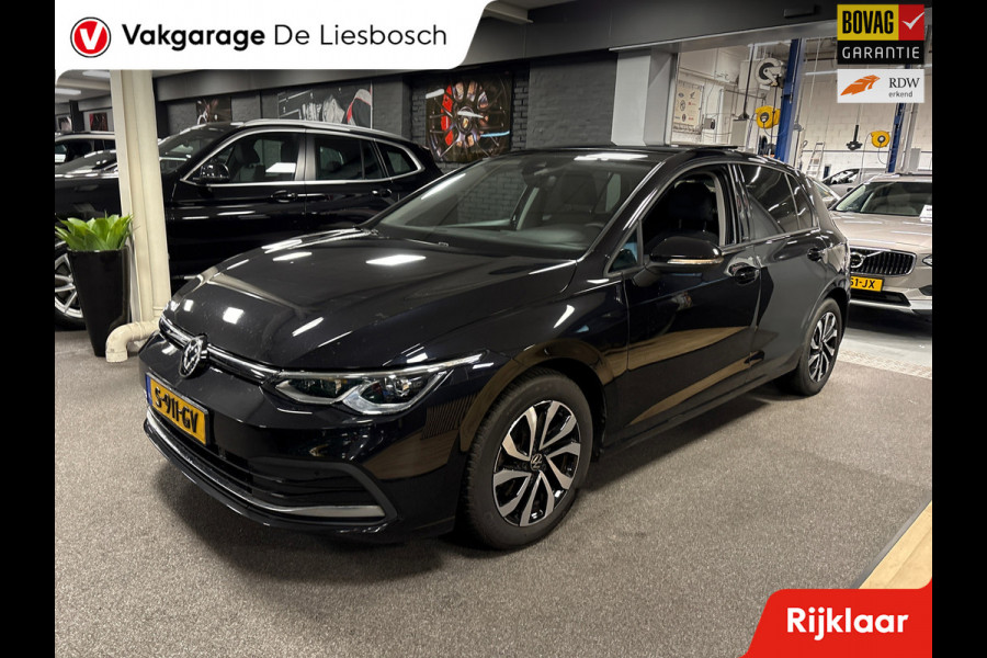 Volkswagen Golf 1.0 eTSI Life Business active / IQlight / panoramadak / keyless / stoel en stuur verwarming
