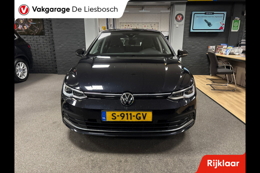 Volkswagen Golf 1.0 eTSI Life Business active / IQlight / panoramadak / keyless / stoel en stuur verwarming
