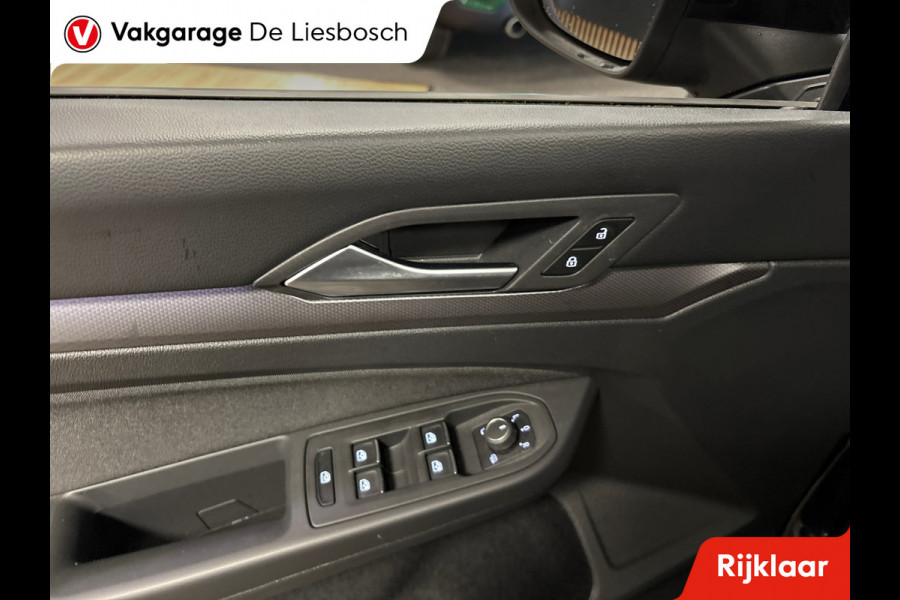 Volkswagen Golf 1.0 eTSI Life Business active / IQlight / panoramadak / keyless / stoel en stuur verwarming