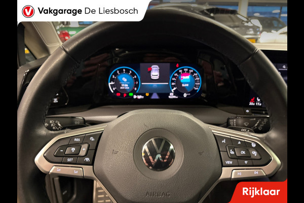 Volkswagen Golf 1.0 eTSI Life Business active / IQlight / panoramadak / keyless / stoel en stuur verwarming