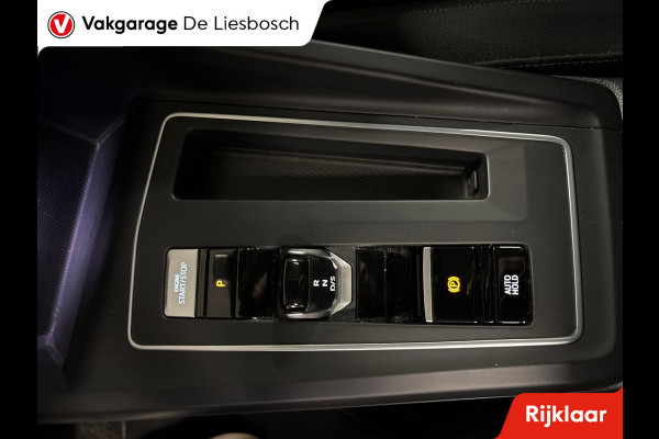 Volkswagen Golf 1.0 eTSI Life Business active / IQlight / panoramadak / keyless / stoel en stuur verwarming