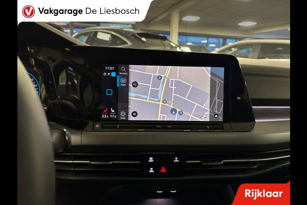 Volkswagen Golf 1.0 eTSI Life Business active / IQlight / panoramadak / keyless / stoel en stuur verwarming