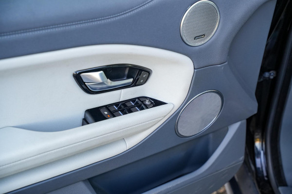 Land Rover Range Rover Evoque 2.0 Si4 HSE Dynamic Panodak Meridian Camera Navigatie Leer Stoelverw.