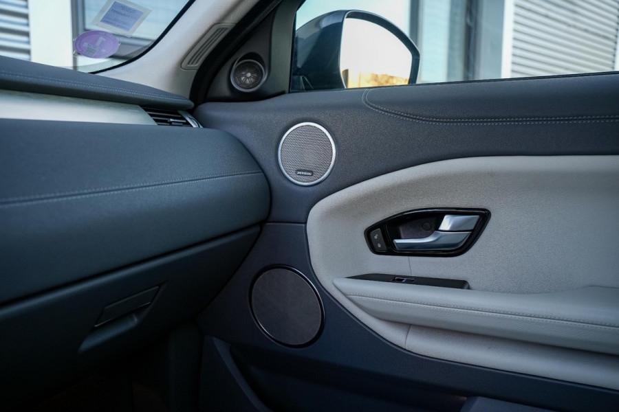 Land Rover Range Rover Evoque 2.0 Si4 HSE Dynamic Panodak Meridian Camera Navigatie Leer Stoelverw.