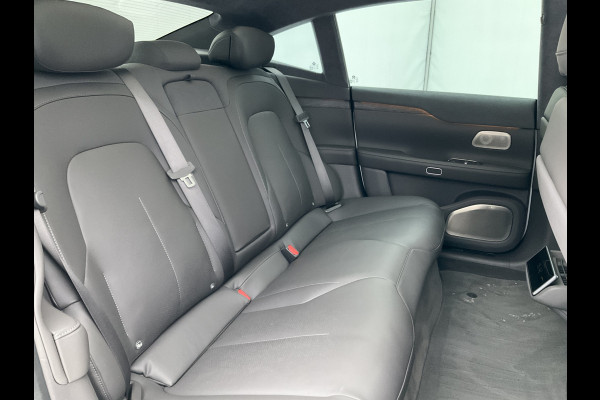 NIO eT7 75 kWh Dual AWD 653PK Incl. BTW Pano 360° Full option Massage Autopilot Nieuwstaat!