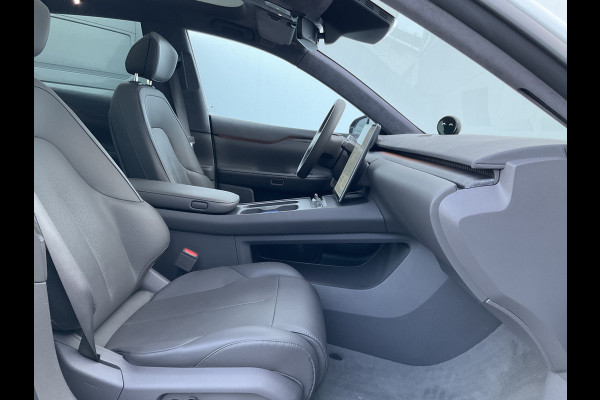 NIO eT7 75 kWh Dual AWD 653PK Incl. BTW Pano 360° Full option Massage Autopilot Nieuwstaat!