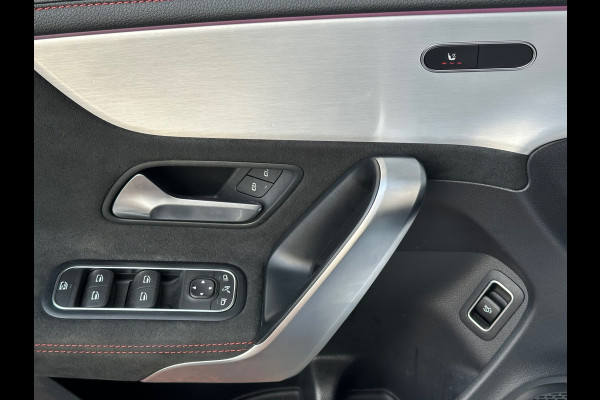 Mercedes-Benz CLA-Klasse 200 AMG Aut Leer Navi Camera Pano