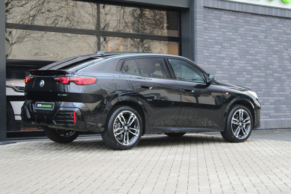 BMW X2 sDrive20i | BTW | M-SPORT | 360 CAMERA | HUD | KEYLESS | SPORTSTOELEN |