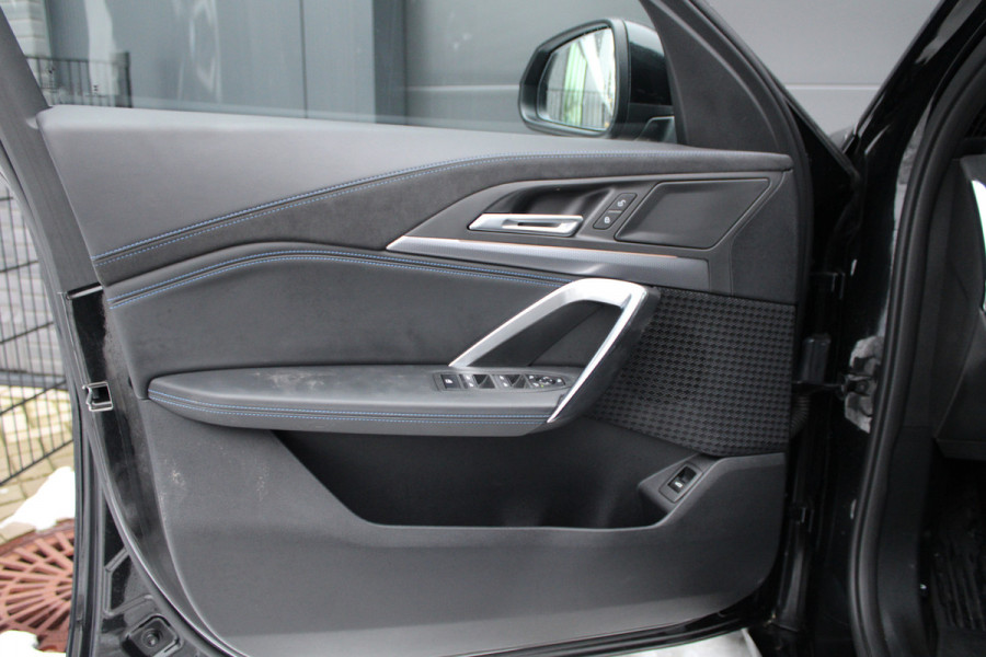 BMW X2 sDrive20i | BTW | M-SPORT | 360 CAMERA | HUD | KEYLESS | SPORTSTOELEN |