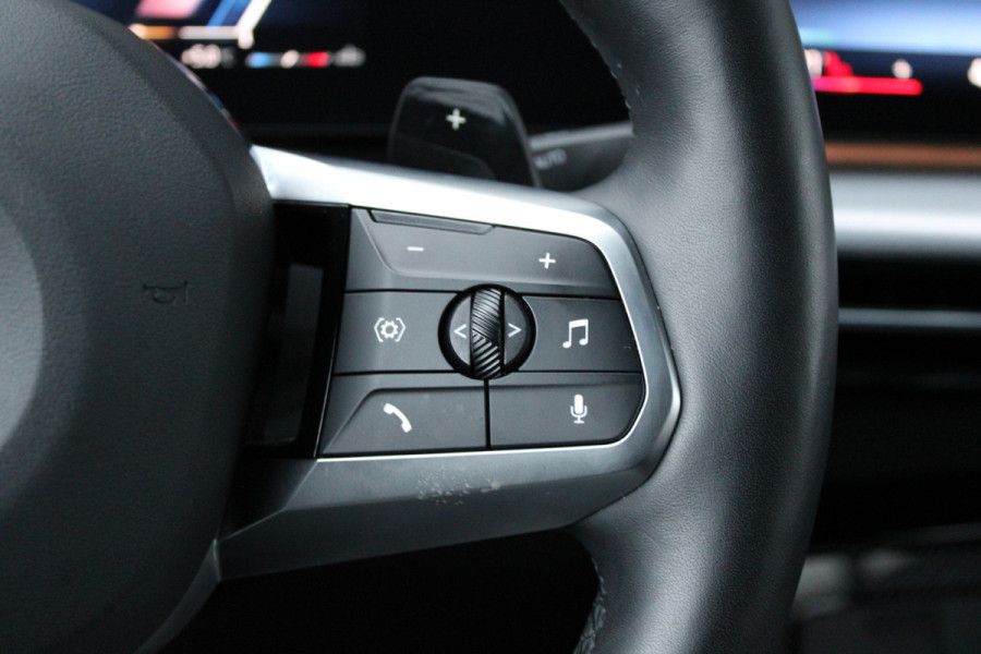 BMW X2 sDrive20i | BTW | M-SPORT | 360 CAMERA | HUD | KEYLESS | SPORTSTOELEN |