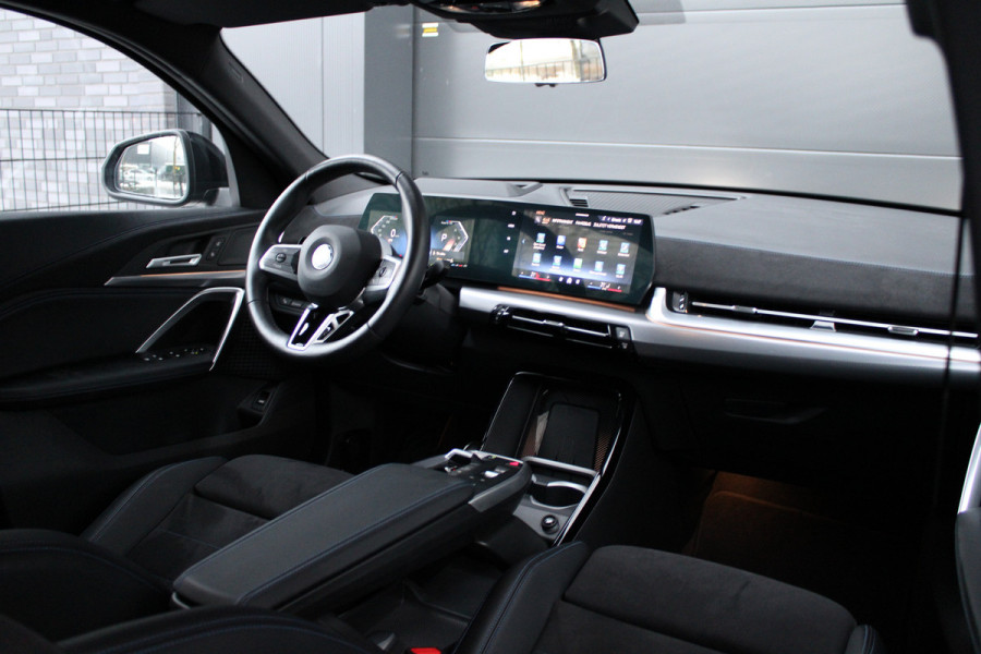 BMW X2 sDrive20i | BTW | M-SPORT | 360 CAMERA | HUD | KEYLESS | SPORTSTOELEN |