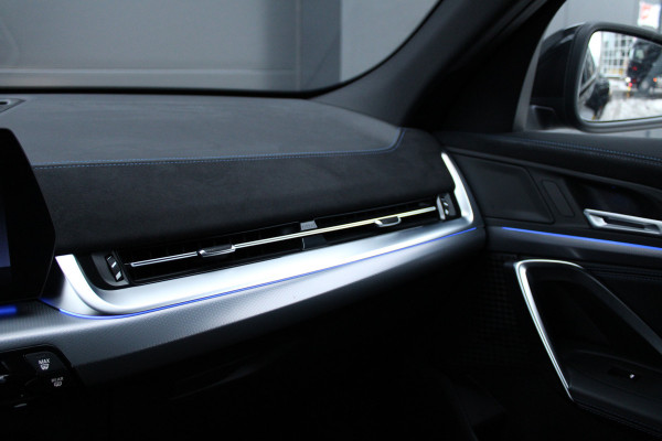 BMW X2 sDrive20i | BTW | M-SPORT | 360 CAMERA | HUD | KEYLESS | SPORTSTOELEN |