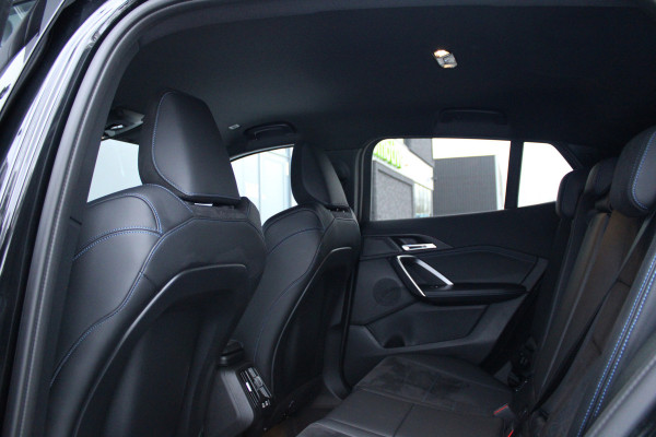 BMW X2 sDrive20i | BTW | M-SPORT | 360 CAMERA | HUD | KEYLESS | SPORTSTOELEN |