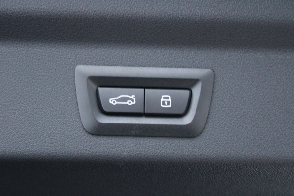 BMW X2 sDrive20i | BTW | M-SPORT | 360 CAMERA | HUD | KEYLESS | SPORTSTOELEN |