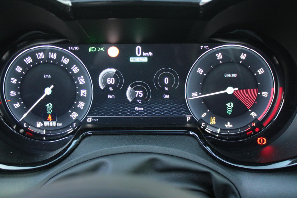 Alfa Romeo Tonale PHEV 280PK VELOCE | PANORAMISCH SCHUIF / KANTELDAK | LEDEREN BEKLEDING | VOORSTOELEN / STUUR VERWARMD | VOORSTOELEN GEVENTILEERD | VOORSTOELEN ELEKTRISCH VERSTELBAAR | DRAADLOOS APPLE CARPLAY / ANDROID AUTO | 360° CAMERA | AUTOMATISCH DIMMENDE BUITENSPIEGELS | 20"INCH LICHTMETALEN VELGEN | ADAPTIVE CRUISE CONTROL | KEYLESS ENTRY / START | ELEKTRISCH BEDIENBARE ACHTERKLEP | DRAADLOZE TELEFOONLADER | AMBIENT LIGHTING | DONKERE HEMELBEKLEDING | SCHAKELFLIPPERS AAN HET STUUR | VERWARMDE RUITENSPROEIERS |