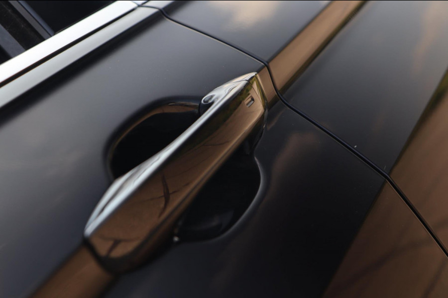 Volkswagen Tiguan 2.0 TSI 4Motion 3x R-Line Black Edition / PANO / 2X MEMORY / VIRTUAL / KEYLESS / CAMERA