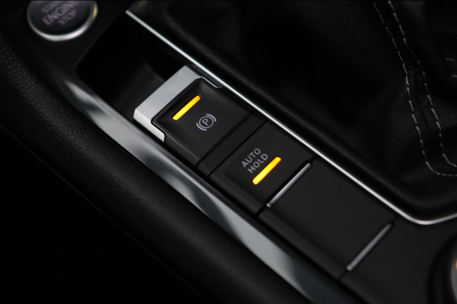 Volkswagen Tiguan 2.0 TSI 4Motion 3x R-Line Black Edition / PANO / 2X MEMORY / VIRTUAL / KEYLESS / CAMERA