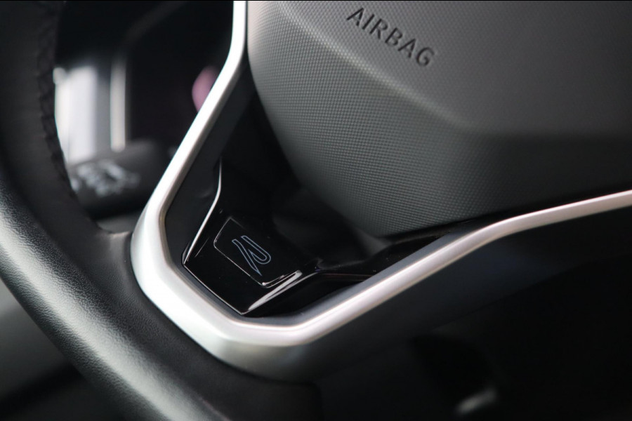 Volkswagen Tiguan 2.0 TSI 4Motion 3x R-Line Black Edition / PANO / 2X MEMORY / VIRTUAL / KEYLESS / CAMERA