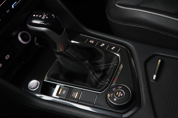 Volkswagen Tiguan 2.0 TSI 4Motion 3x R-Line Black Edition / PANO / 2X MEMORY / VIRTUAL / KEYLESS / CAMERA