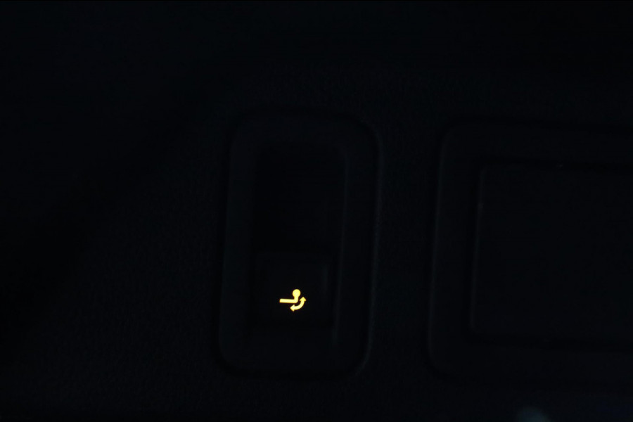 Volkswagen Tiguan 2.0 TSI 4Motion 3x R-Line Black Edition / PANO / 2X MEMORY / VIRTUAL / KEYLESS / CAMERA