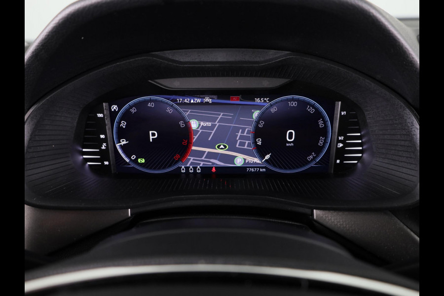 Škoda Kamiq 1.0 TSI Business Edition 110pk Automaat | Navigatie | Climatronic | Stoelverwarming | Parkeersensoren voor en achter