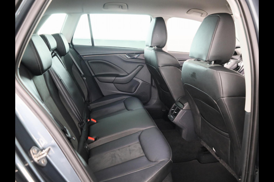 Škoda Kamiq 1.0 TSI Business Edition 110pk Automaat | Navigatie | Climatronic | Stoelverwarming | Parkeersensoren voor en achter