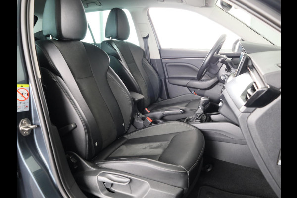 Škoda Kamiq 1.0 TSI Business Edition 110pk Automaat | Navigatie | Climatronic | Stoelverwarming | Parkeersensoren voor en achter