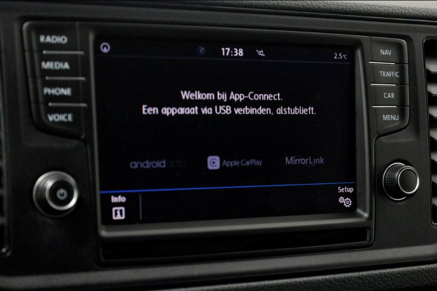 Volkswagen Crafter 35 2.0 TDI 177pk E6 Bakwagen met bovensluiter laadklep L445cm/Trekhaak 3000kg 05-2019