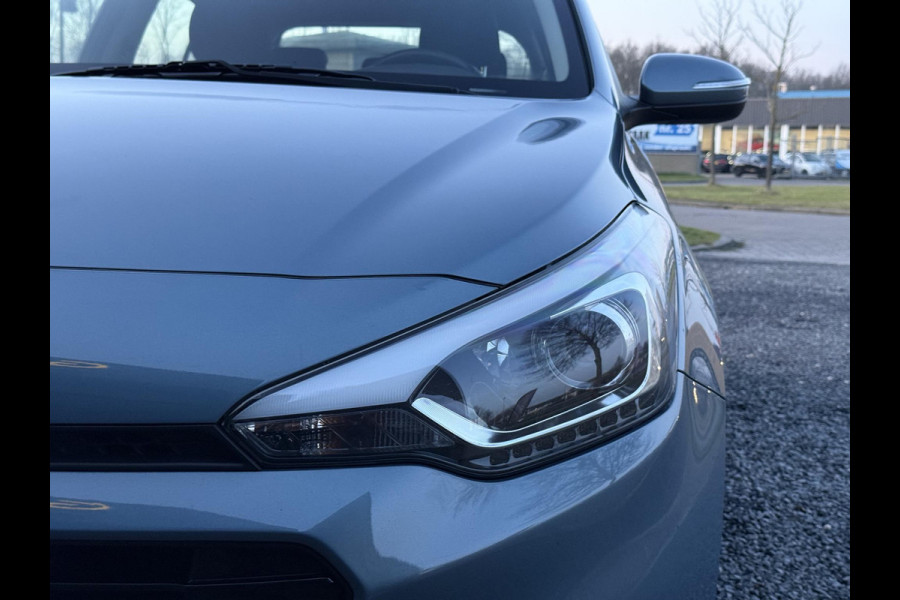 Hyundai i20 1.0 T-GDI Comfort Navi,Trekhaak,Camera,Pdc,2e Eigenaar,Clima,Cruise,Apk tot 06-2026