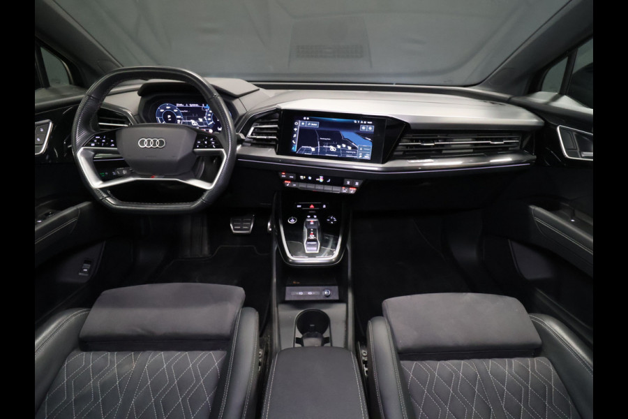 Audi Q4 e-tron 40 Launch edition S Competition 77 kWh [SCHUIFKANTELDAK, SPORTSTOELEN, APPLE CARPLAY, ANDROID, ADAPTIVE CRUISE, STOELVERWARMING, CAMERA, CLIMATE, NIEUWSTAAT]