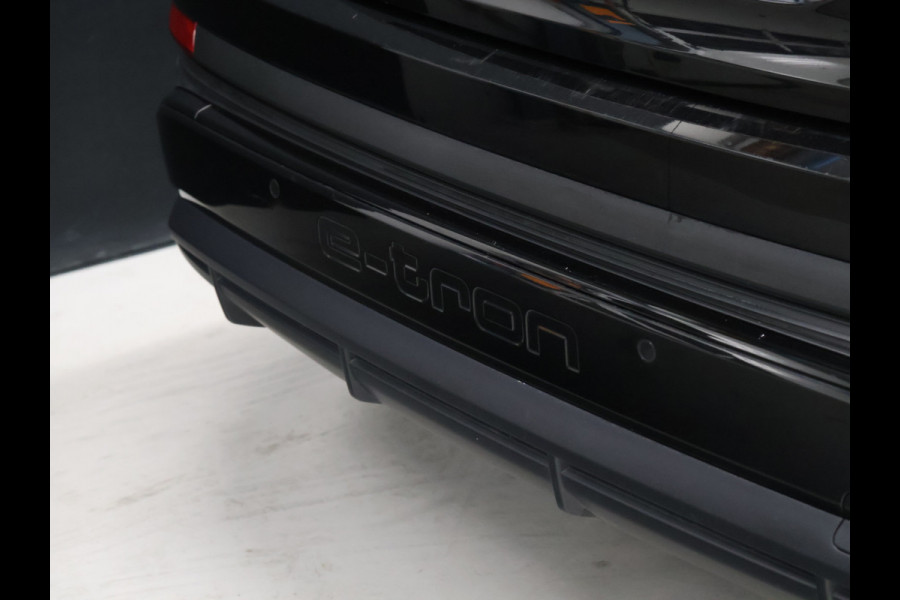 Audi Q4 e-tron 40 Launch edition S Competition 77 kWh [SCHUIFKANTELDAK, SPORTSTOELEN, APPLE CARPLAY, ANDROID, ADAPTIVE CRUISE, STOELVERWARMING, CAMERA, CLIMATE, NIEUWSTAAT]