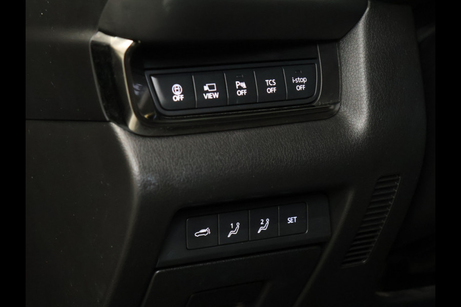 Mazda CX-30 2.0 e-SkyActiv-X M Hybrid Luxury [ADAPTIVE CRUISE, BLUETOOTH, CAMERA, ELEK STOELEN, VOL LEDER, STOEL EN STUURVERWARMING, BOSE AUDIO, ELEK.. ACHTERKLEP, HEAD UP, TREKHAAK,CLIMATE, NAV, NIEUWSTAAT]