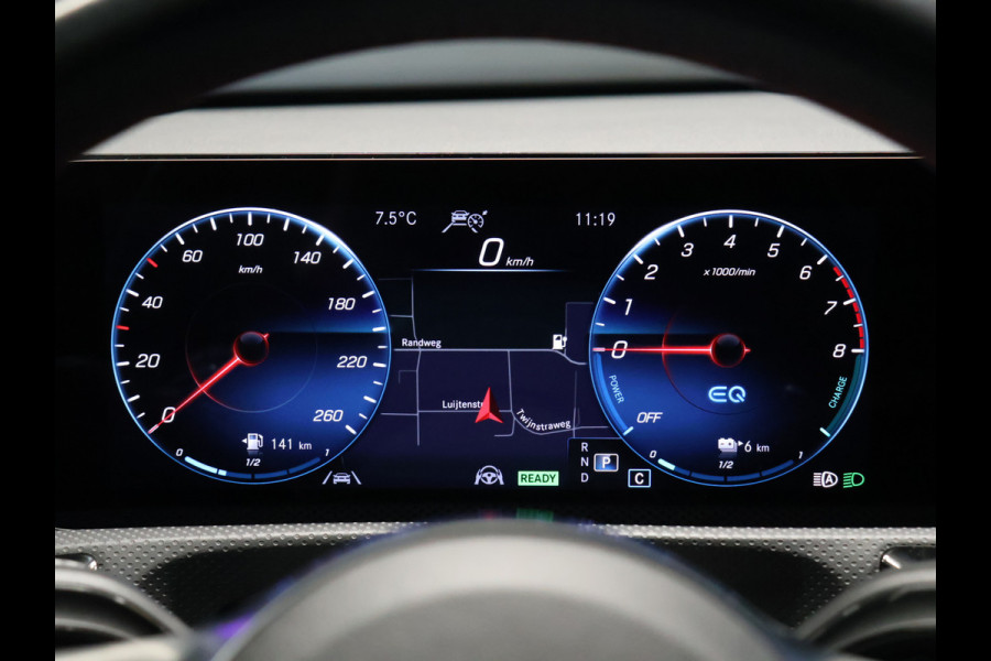 Mercedes-Benz A-Klasse 250 e Business Solution AMG Limited [TREKHAAK INKLAPBAAR, SCHUIFKANTELDAK, APPLE CARPLAY, ANDROID, SFEERVERLICHTING, CAMERA, ADAPTIVE CRUISE, STOELVERWARMING, PDC V+A, HALF LEDER, CLIMATE, NIEUWSTAAT]