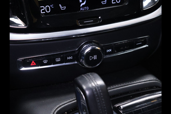 Volvo V60 2.0 T6 Recharge AWD Business Pro [APPLE CARPLAY, ADAPTIVE CRUISE CONTROL, STUUR EN STOELVERWARMING, DIGITAL DASH, TREKHAAK, CAMERA, PDC V+A, NAVIGATIE,NIEUWSTAAT]