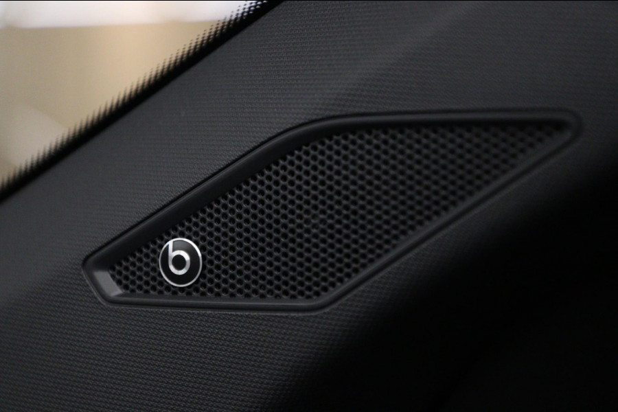 Volkswagen Polo 2.0 TSI GTI PANO/IQ-LIGHT/BEATS/STOELV/CARPLAY/VOL