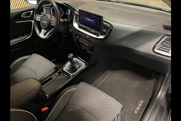 Kia Ceed 1.5 T-GDi DynamicPlusLine|160PK|TREKH|LEDER|CARPLAY|CAMERA|CRUISE+CLIMA|NAVI|STOEL+STUURVERW|KEYLES|NL|NAP|1e EIG|IN.BTW|
