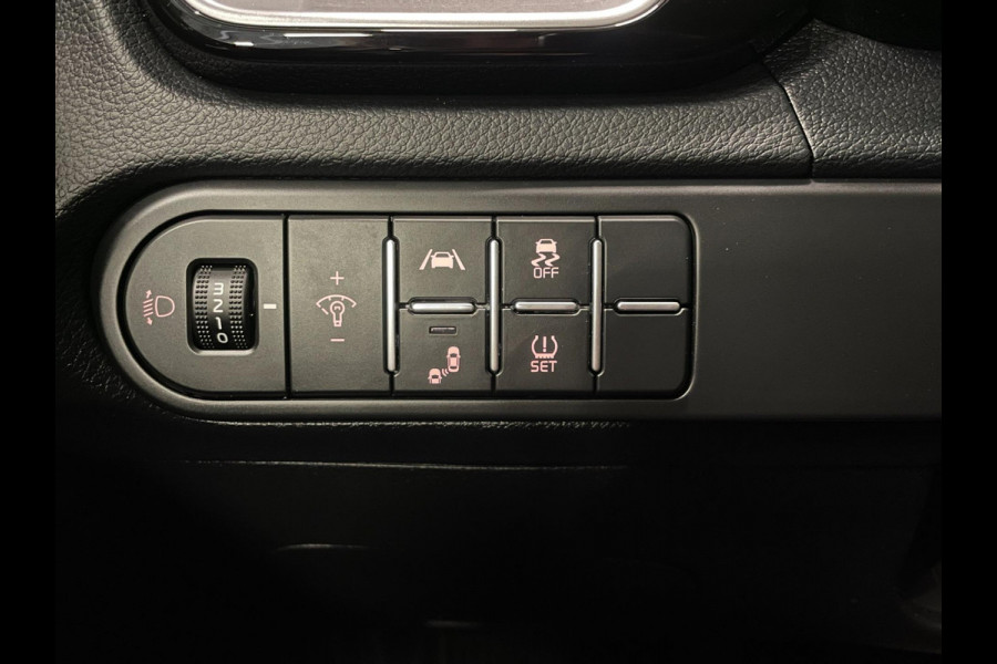 Kia Ceed 1.5 T-GDi DynamicPlusLine|160PK|TREKH|LEDER|CARPLAY|CAMERA|CRUISE+CLIMA|NAVI|STOEL+STUURVERW|KEYLES|NL|NAP|1e EIG|IN.BTW|