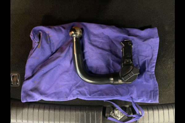 Kia Ceed 1.5 T-GDi DynamicPlusLine|160PK|TREKH|LEDER|CARPLAY|CAMERA|CRUISE+CLIMA|NAVI|STOEL+STUURVERW|KEYLES|NL|NAP|1e EIG|IN.BTW|