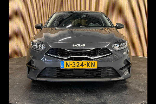 Kia Ceed 1.5 T-GDi DynamicPlusLine|160PK|TREKH|LEDER|CARPLAY|CAMERA|CRUISE+CLIMA|NAVI|STOEL+STUURVERW|KEYLES|NL|NAP|1e EIG|IN.BTW|