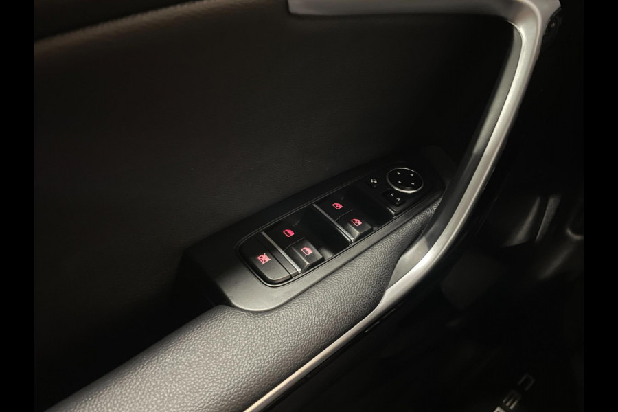 Kia Ceed 1.5 T-GDi DynamicPlusLine|160PK|TREKH|LEDER|CARPLAY|CAMERA|CRUISE+CLIMA|NAVI|STOEL+STUURVERW|KEYLES|NL|NAP|1e EIG|IN.BTW|