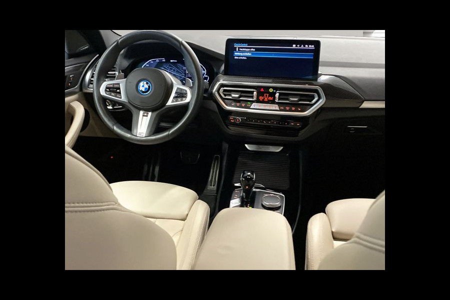 BMW X3 xDrive30e M-SPORT ** LADER, NAVI+, OYSTER LEDER, PANORAMA, TREKH, 20-inch LMV, ADAPT. CRUISE ** 1e EIG - UNFALLFREI ** ** INFORMEER OOK NAAR ONZE AANTREKKELIJKE FINANCIAL-LEASE TARIEVEN **