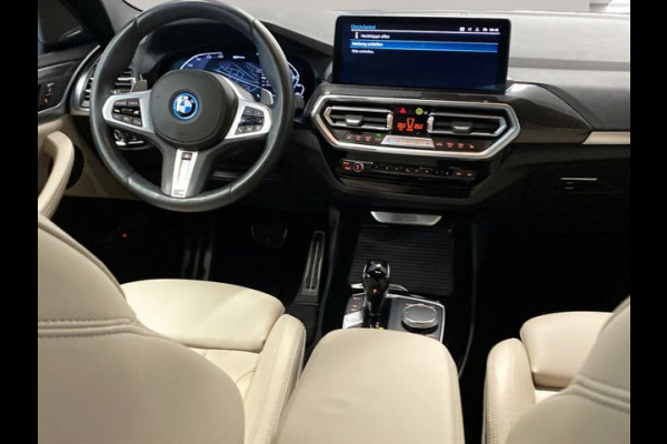 BMW X3 xDrive30e M-SPORT ** LADER, NAVI+, OYSTER LEDER, PANORAMA, TREKH, 20-inch LMV, ADAPT. CRUISE ** 1e EIG - UNFALLFREI ** ** INFORMEER OOK NAAR ONZE AANTREKKELIJKE FINANCIAL-LEASE TARIEVEN **