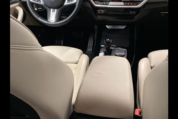 BMW X3 xDrive30e M-SPORT ** LADER, NAVI+, OYSTER LEDER, PANORAMA, TREKH, 20-inch LMV, ADAPT. CRUISE ** 1e EIG - UNFALLFREI ** ** INFORMEER OOK NAAR ONZE AANTREKKELIJKE FINANCIAL-LEASE TARIEVEN **