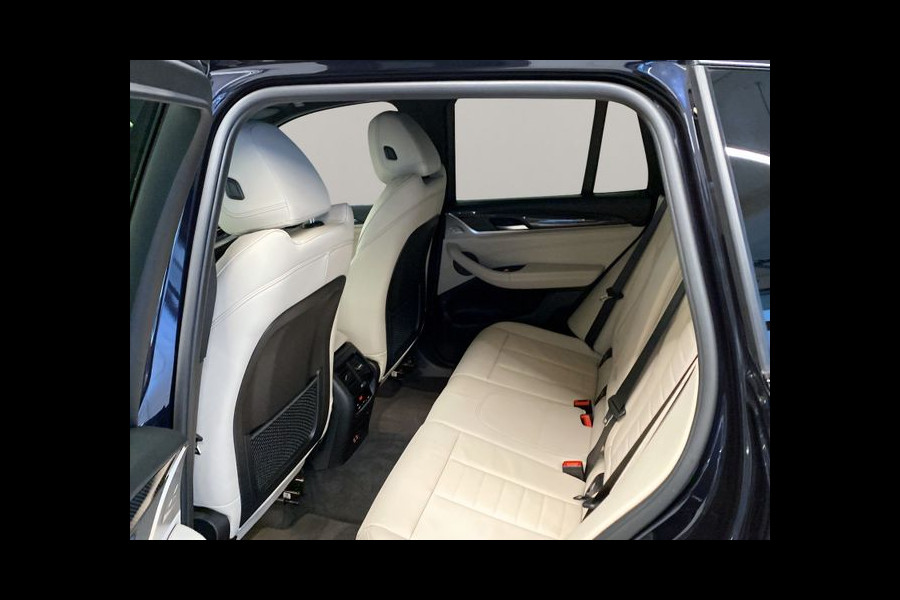 BMW X3 xDrive30e M-SPORT ** LADER, NAVI+, OYSTER LEDER, PANORAMA, TREKH, 20-inch LMV, ADAPT. CRUISE ** 1e EIG - UNFALLFREI ** ** INFORMEER OOK NAAR ONZE AANTREKKELIJKE FINANCIAL-LEASE TARIEVEN **